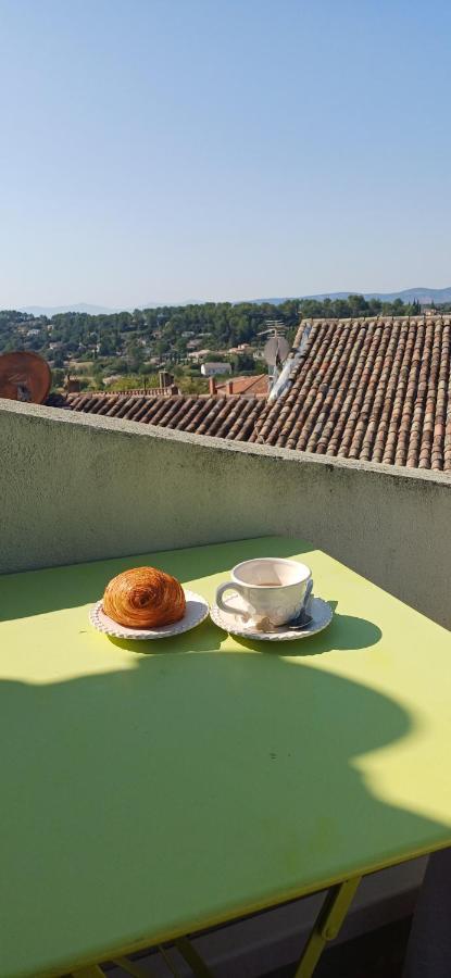 Duplex De Charme Avec Terrasse Au Coeur Du Village Lorgues Zewnętrze zdjęcie